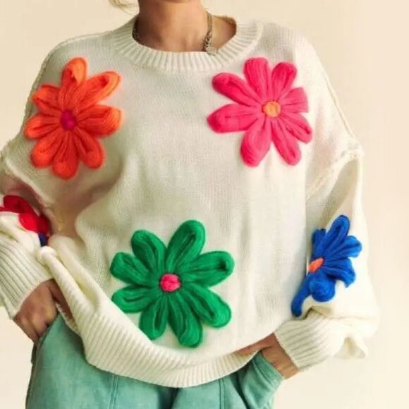 Davi & Dani Sweater - Picture 1 of 12